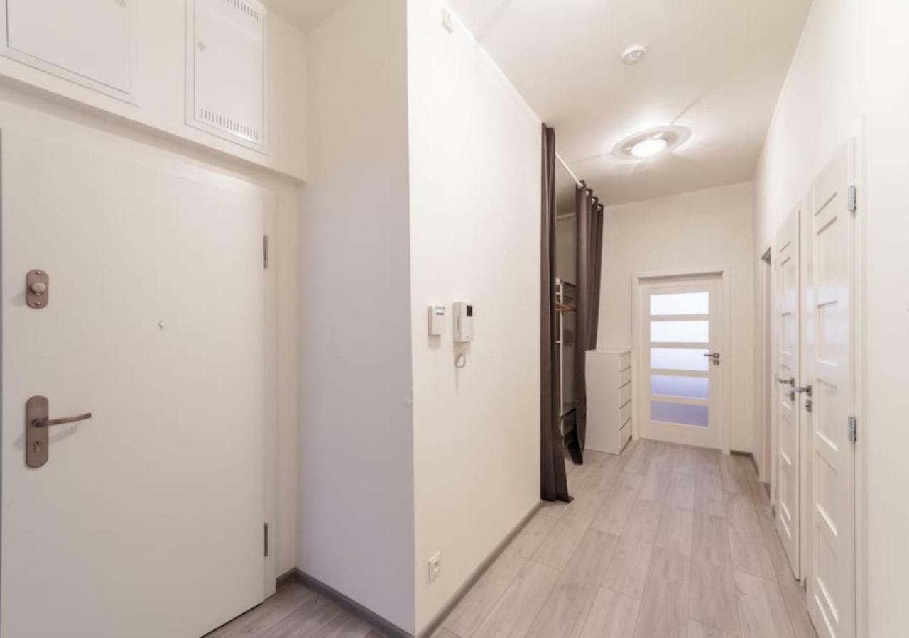 Central Prague Crown Apartments المظهر الخارجي الصورة