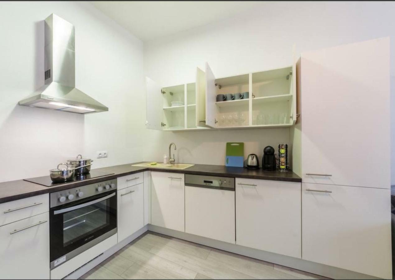 Central Prague Crown Apartments المظهر الخارجي الصورة