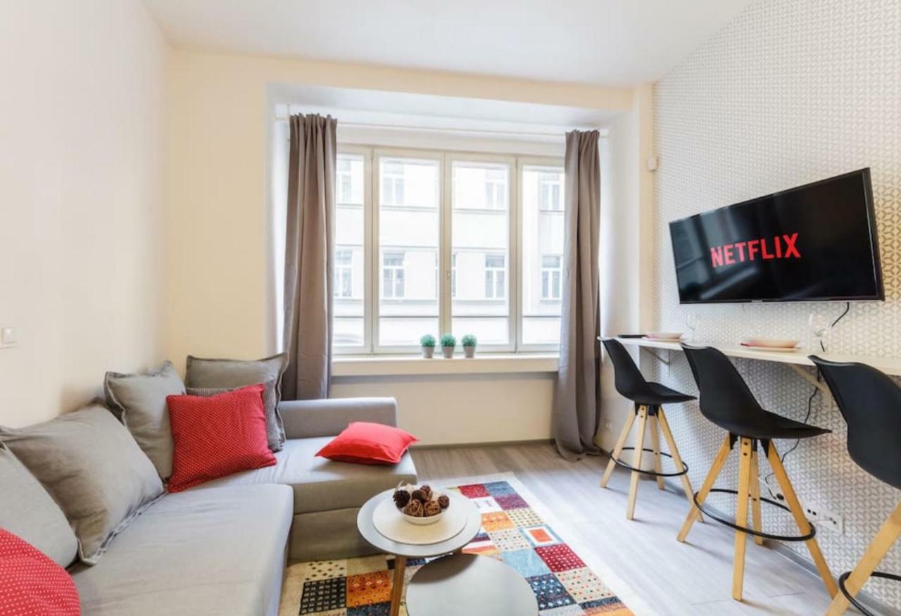Central Prague Crown Apartments المظهر الخارجي الصورة