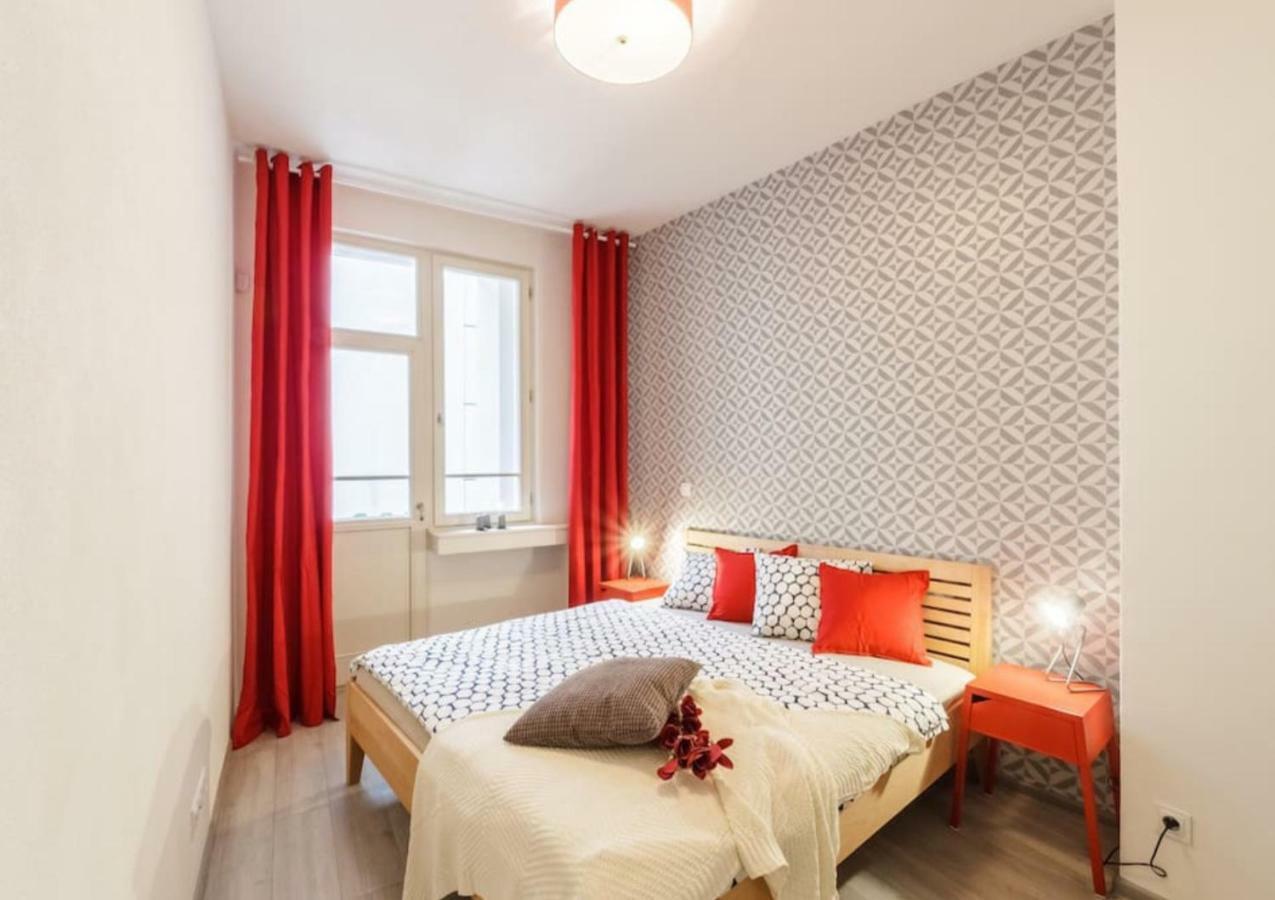 Central Prague Crown Apartments المظهر الخارجي الصورة