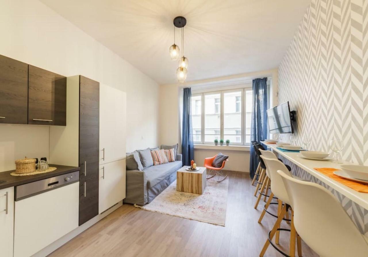 Central Prague Crown Apartments المظهر الخارجي الصورة